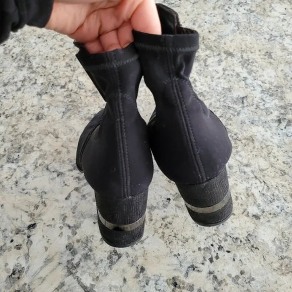 Stuart Weitzman suede block heel booties 7 - Picture 2 of 6